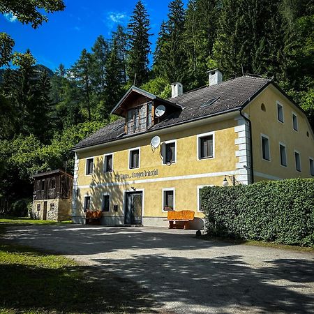 Groppenstein Apartmanhaz Оберфелах Екстериор снимка